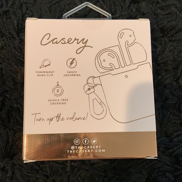 Silicone Cover With Clip For Apple AirPods - Picture 2 of 2